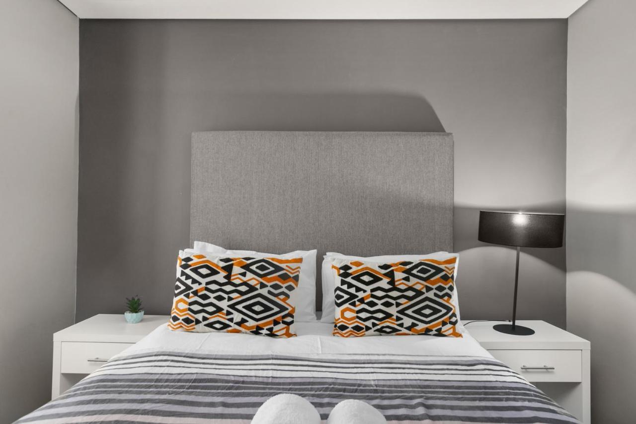 The Tyrwhitt Rosebank Apartments (Adults Only) Johannesburgo Exterior foto