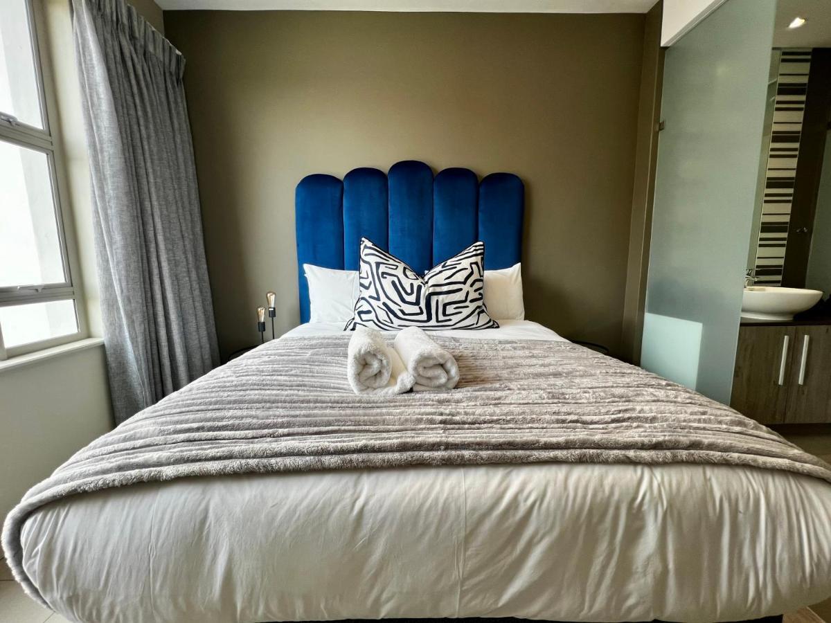 The Tyrwhitt Rosebank Apartments (Adults Only) Johannesburgo Exterior foto