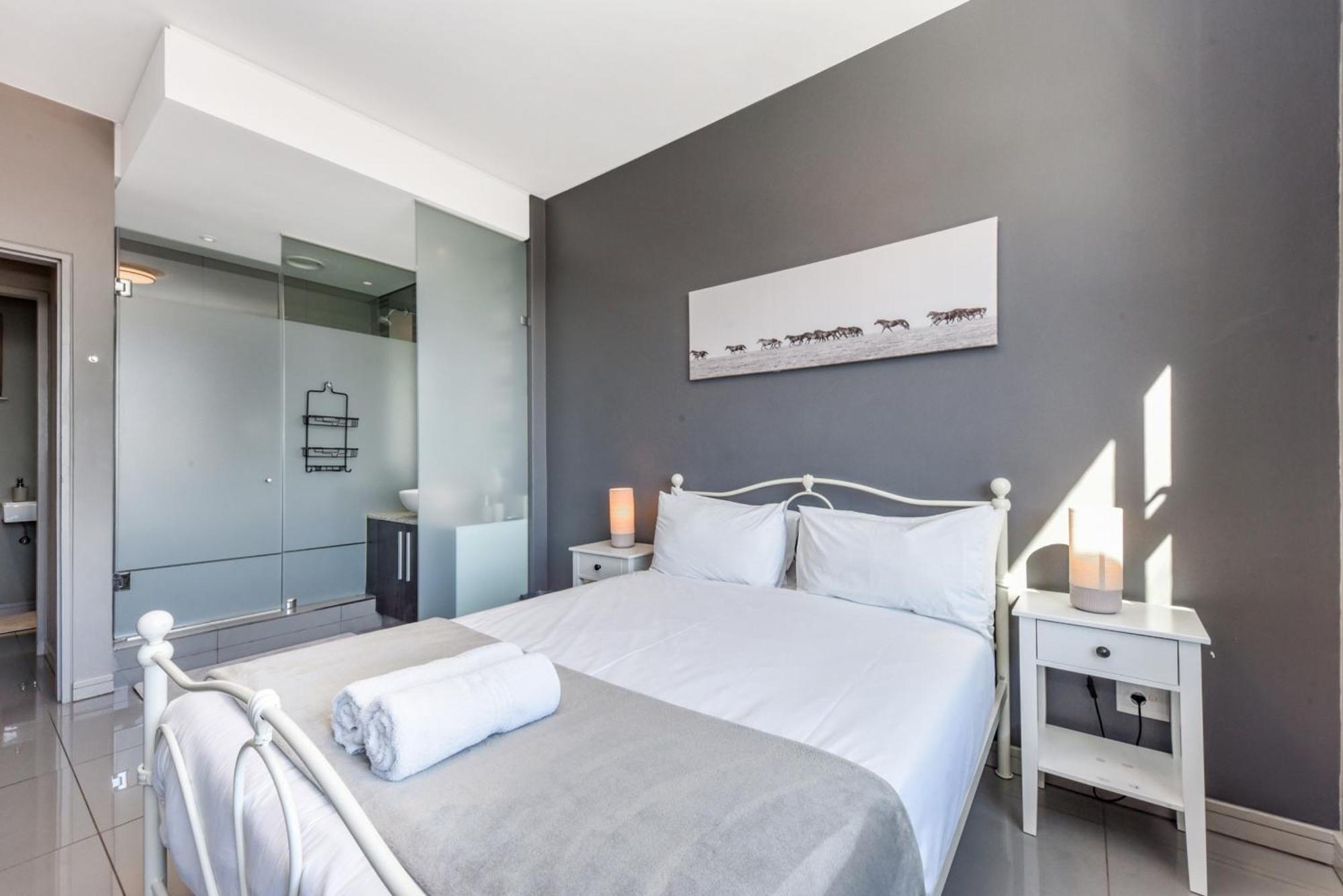 The Tyrwhitt Rosebank Apartments (Adults Only) Johannesburgo Exterior foto
