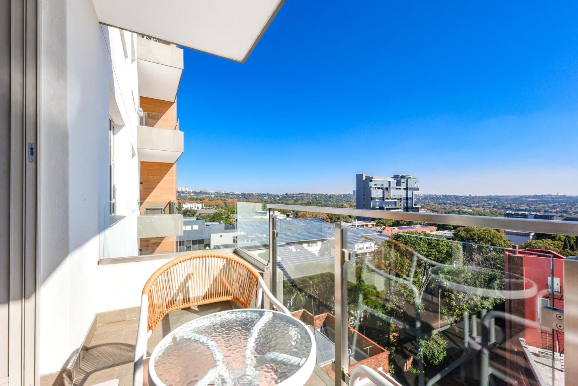 The Tyrwhitt Rosebank Apartments (Adults Only) Johannesburgo Exterior foto