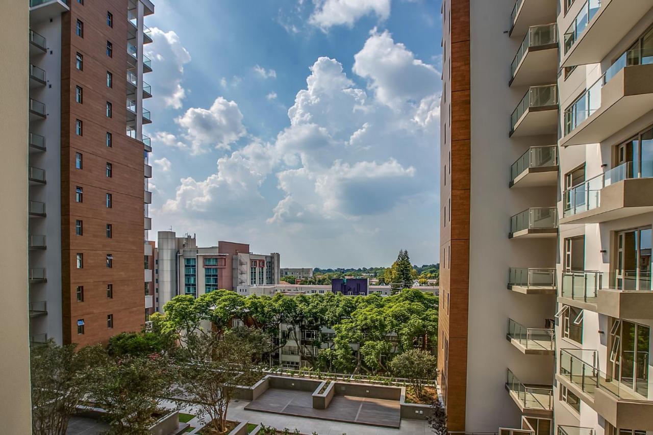 The Tyrwhitt Rosebank Apartments (Adults Only) Johannesburgo Exterior foto