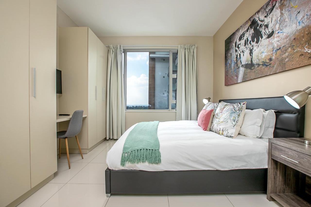 The Tyrwhitt Rosebank Apartments (Adults Only) Johannesburgo Exterior foto