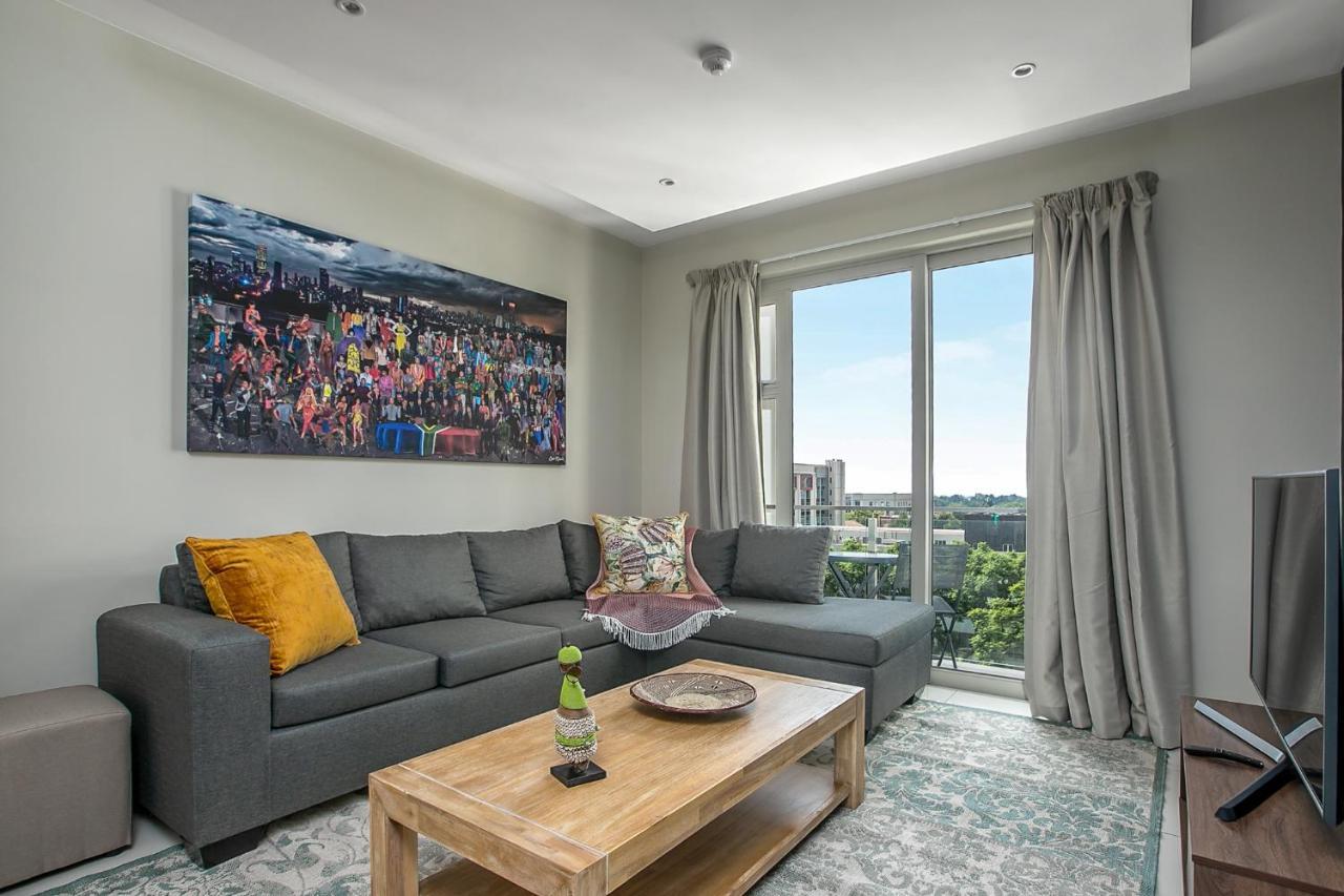 The Tyrwhitt Rosebank Apartments (Adults Only) Johannesburgo Exterior foto